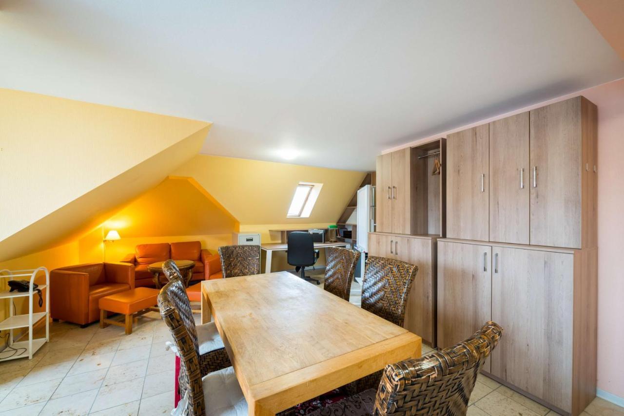 ברנבורג Askania Hotel & Brauhaus מראה חיצוני תמונה
